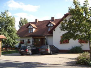 Гостиница Gasthaus-Pension Hofmann, Обердакштеттен